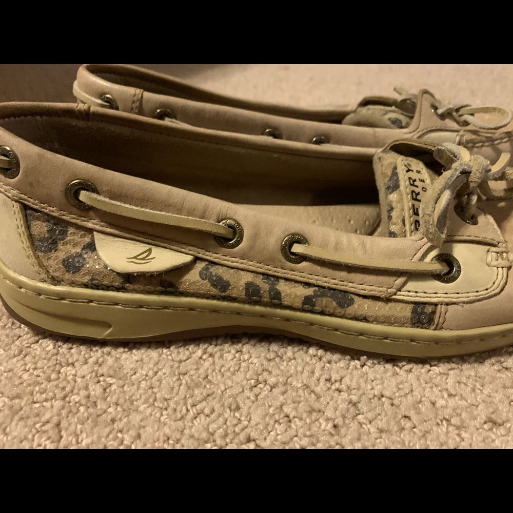 Sperry’s Boat shoes with leopard print